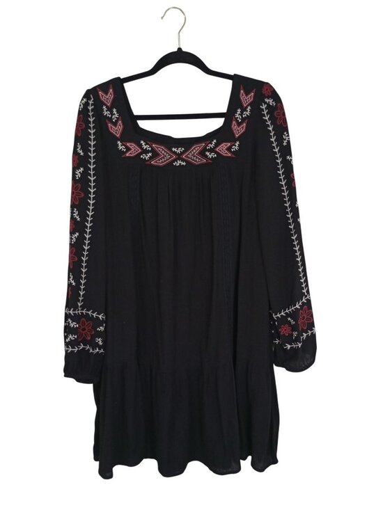 Xhilaration Dresses & Skirts - Boho-Inspired Black Dress Floral Embroidery Tiered Hem Women Sz L By Xhilaration